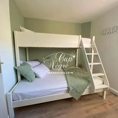 Classé 3 étoiles Avec Terrasse à 150 M De Cavalière - Appartement